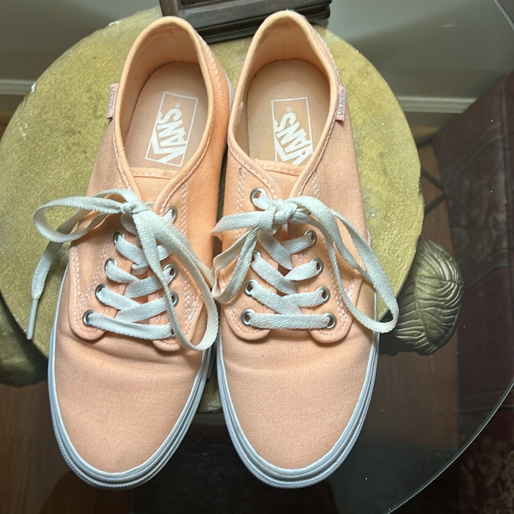 VANS - Picture 3 of 8